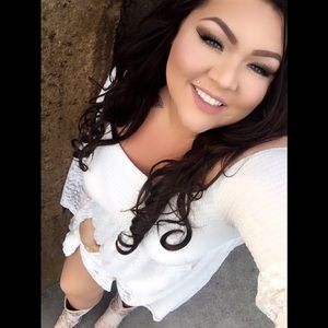 Meet your Posher, Sandy